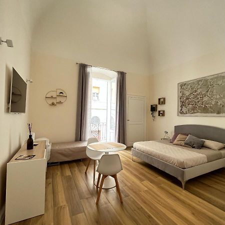 Suite Murat Bari Extérieur photo